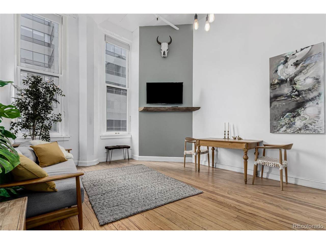 720 16th St - Photo 1