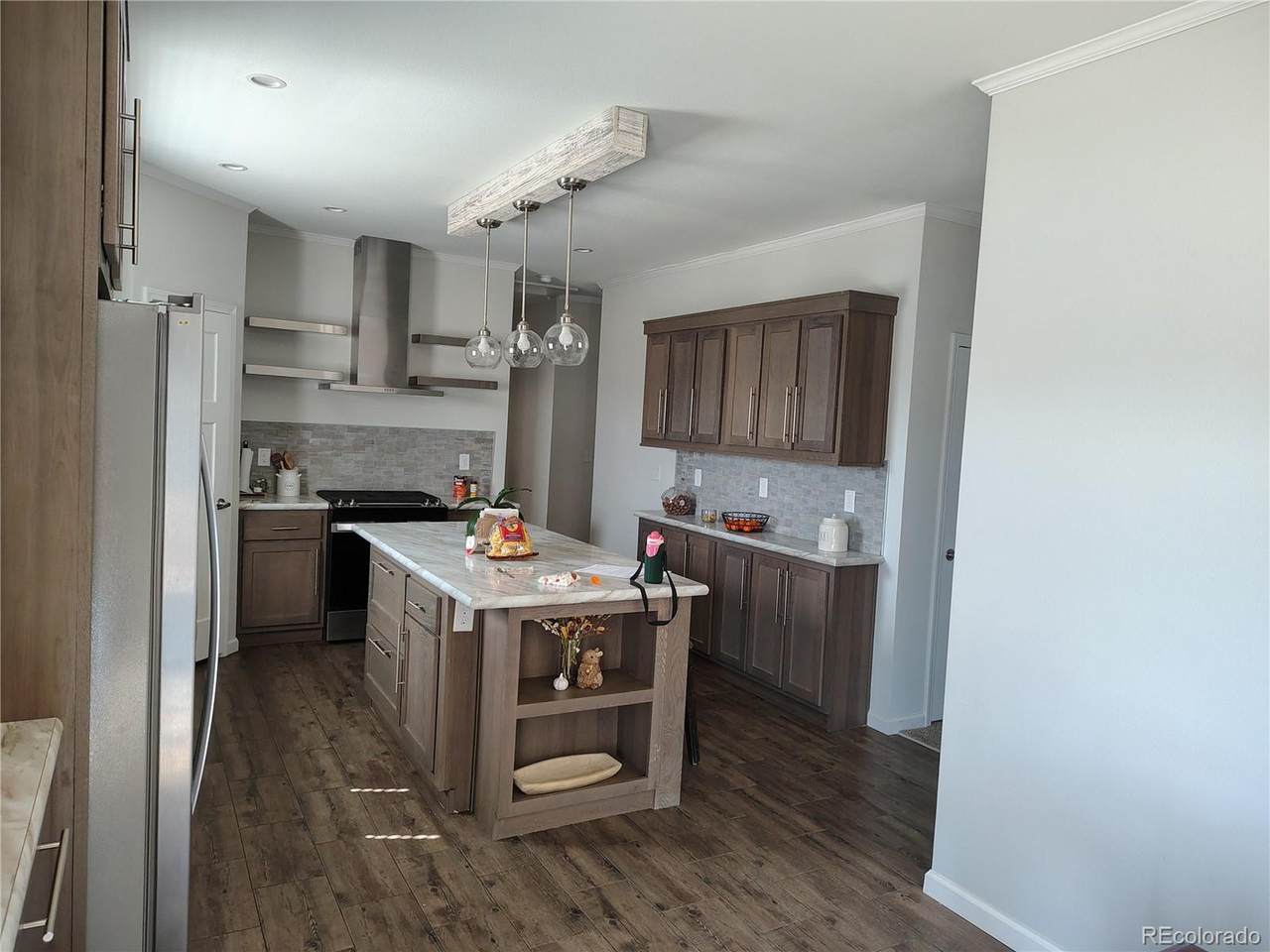 15460 Casler Ave - Photo 1