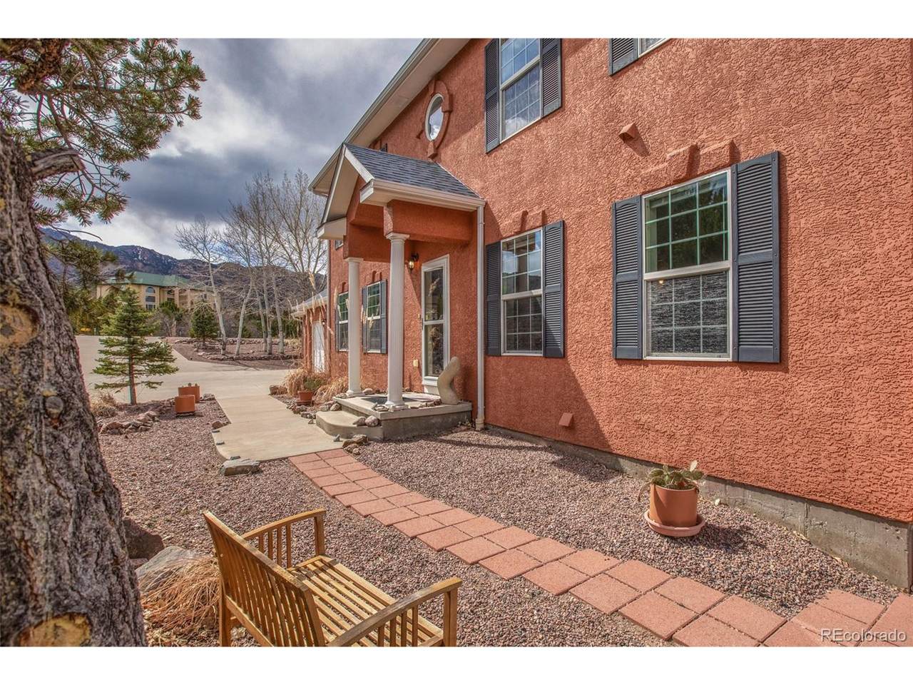 27 Kyndra Ct - Photo 1
