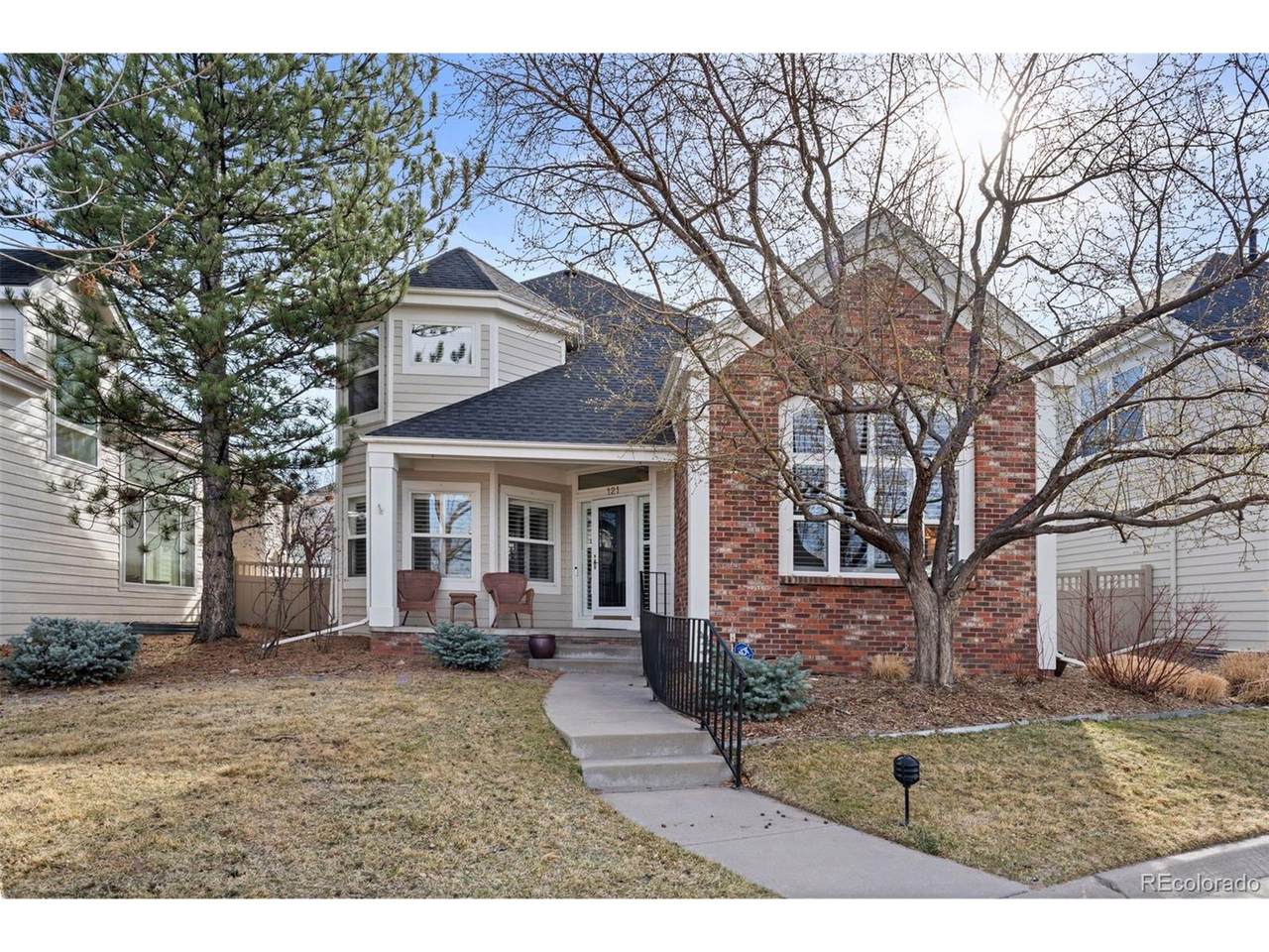 1011 Valentia St - Photo 1