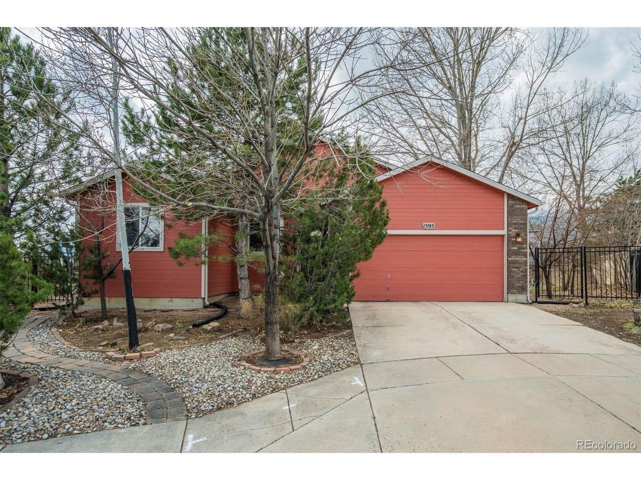 1595 Costilla St - Photo 1