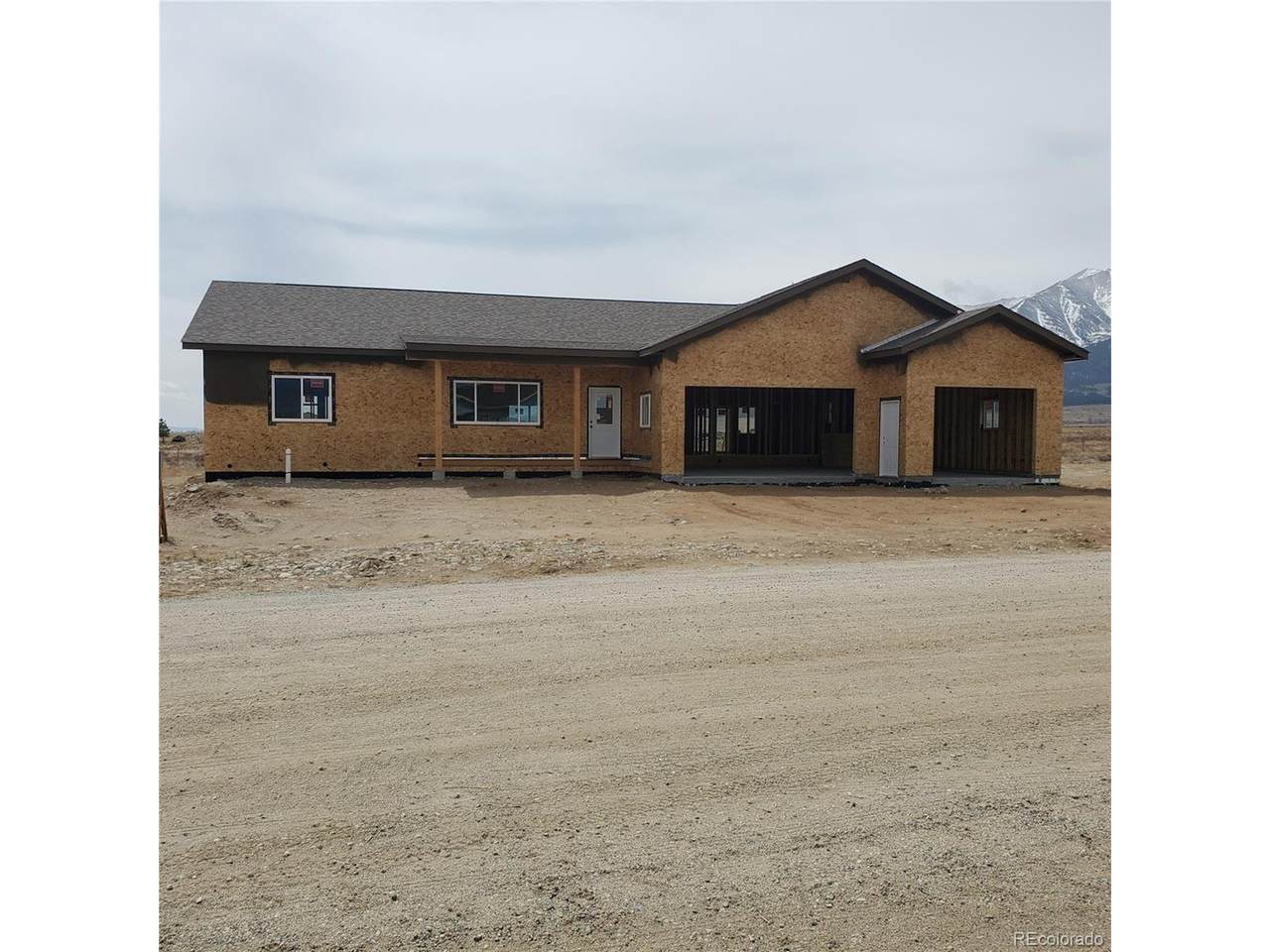 15627 Paintbrush St - Photo 1