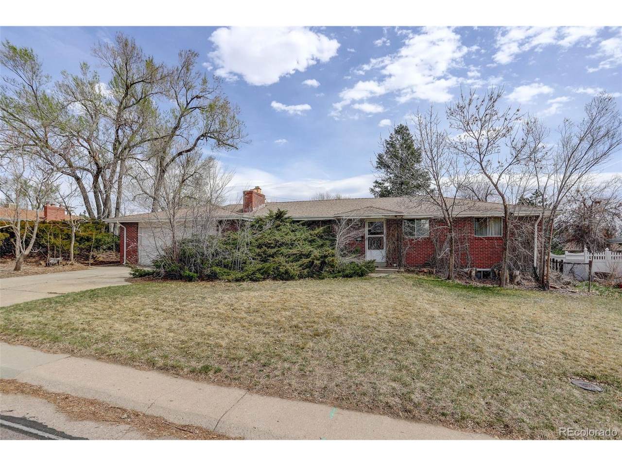 1720 Balsam St - Photo 1