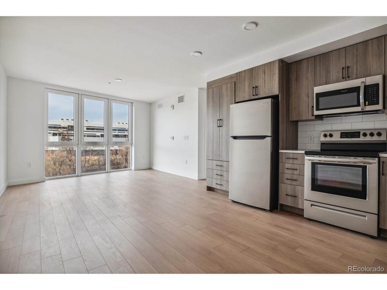 3575 Chestnut Pl - Photo 1