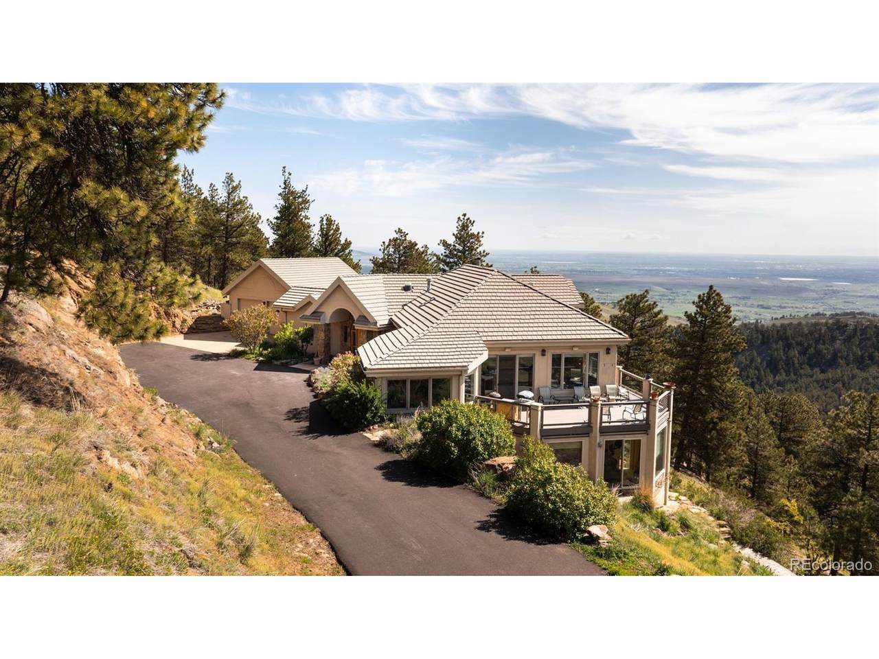 1426 Rembrandt Rd - Photo 1