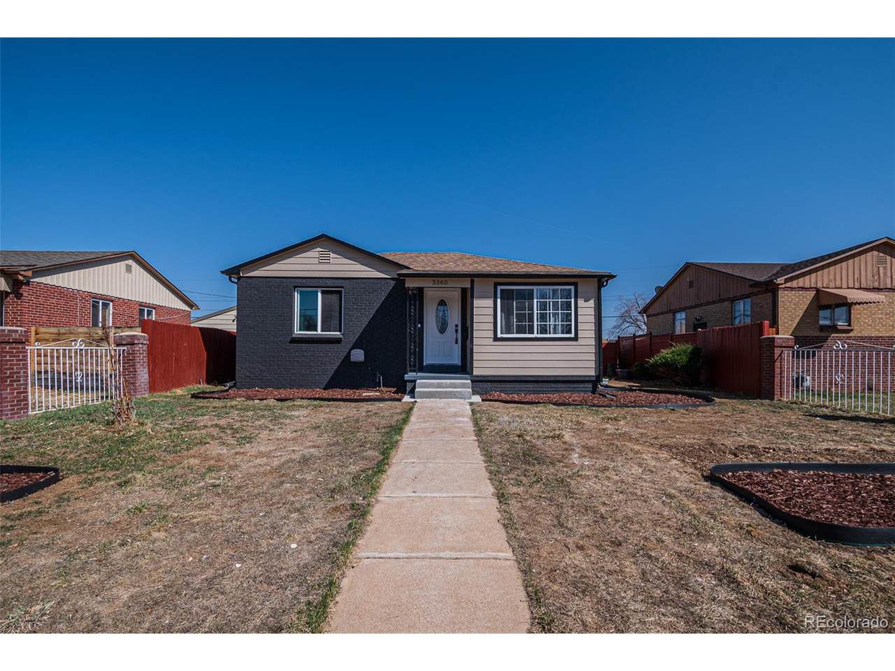 3360 Magnolia St - Photo 1