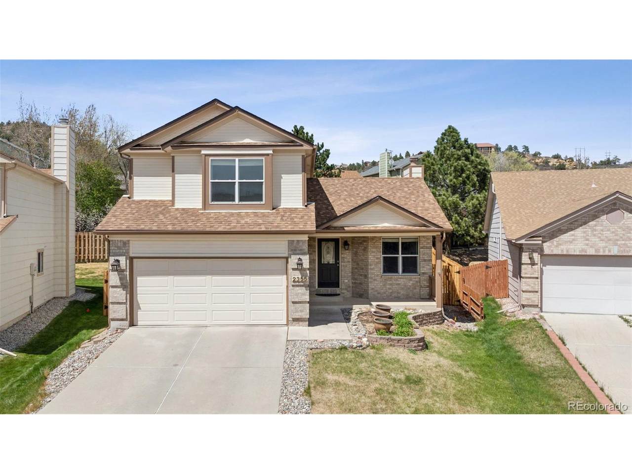 2355 Troy Ct - Photo 1