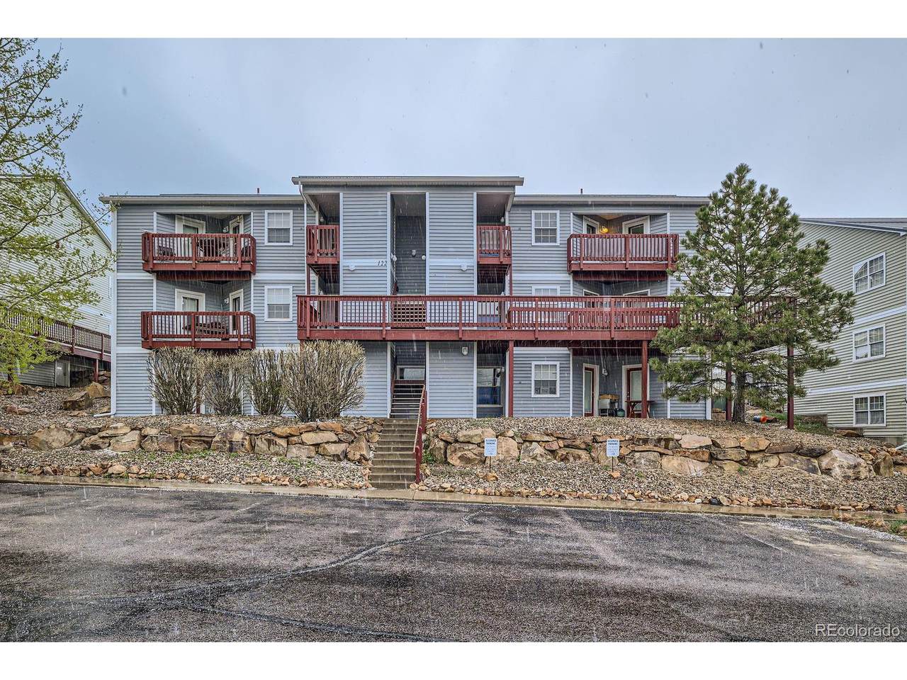 122 Whalen Ave - Photo 1