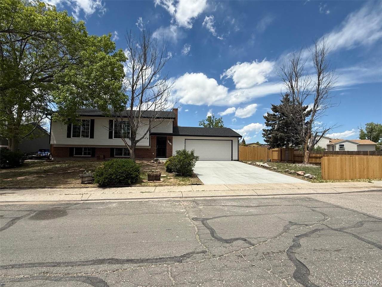 4770 Newton Dr - Photo 1