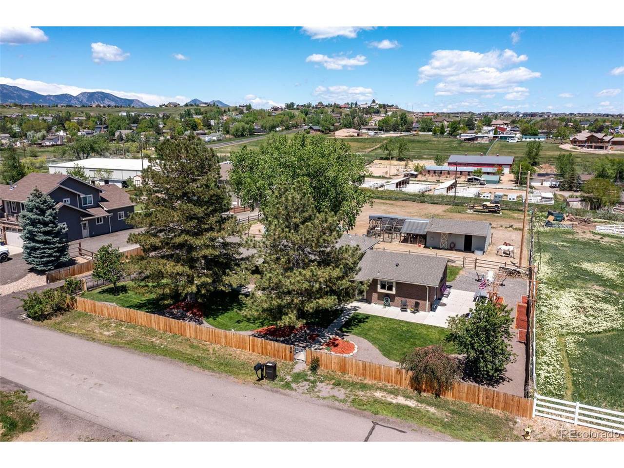 16225 74th Dr - Photo 1
