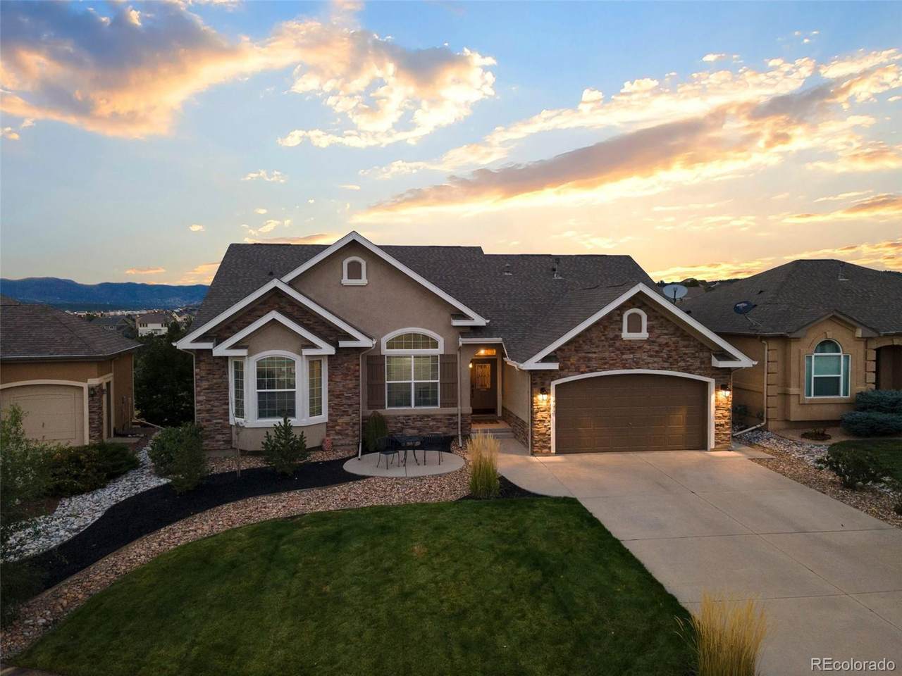 444 Pasada Way - Photo 1