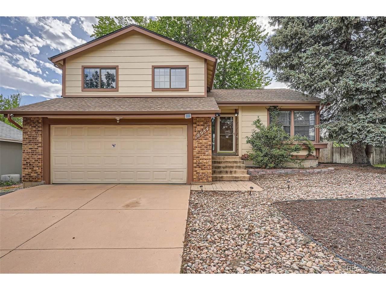 18984 Kent Cir - Photo 1