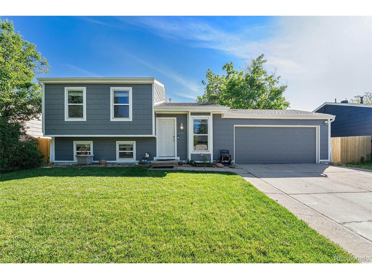 19523 Buchanan Pl - Photo 1