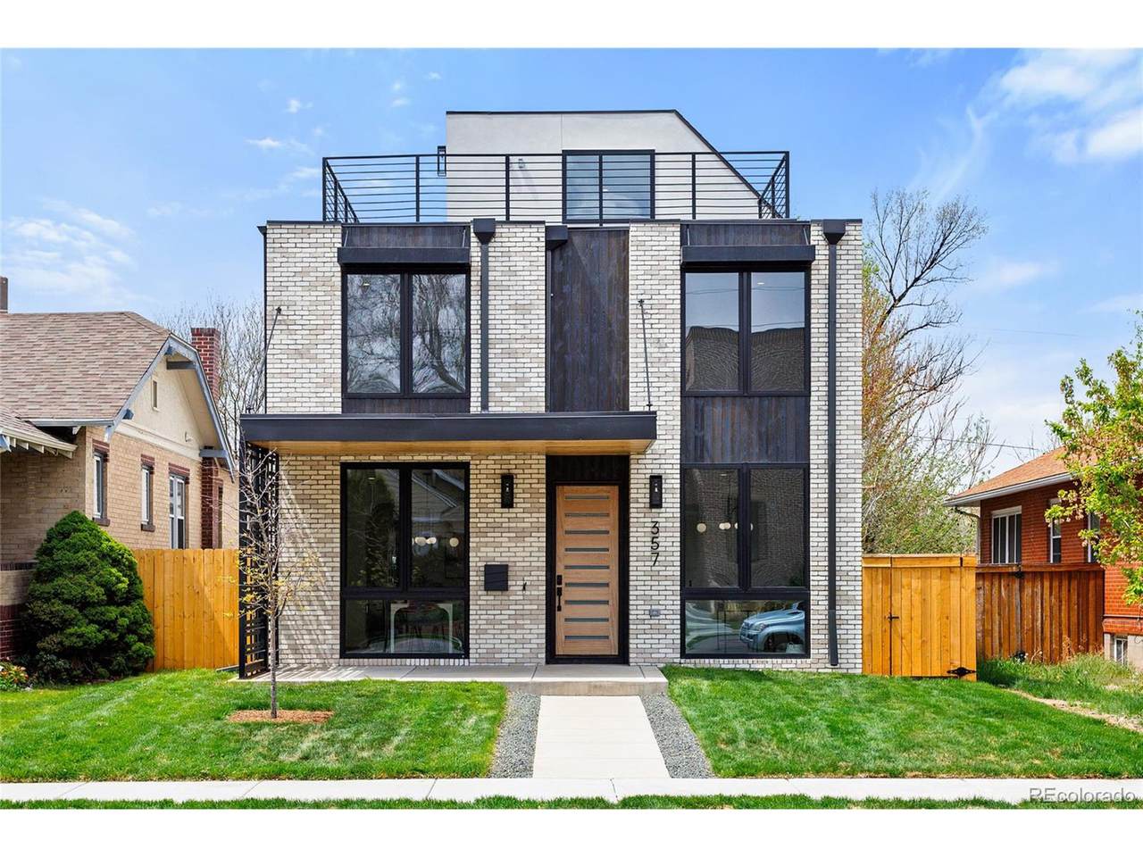 357 Franklin St - Photo 1