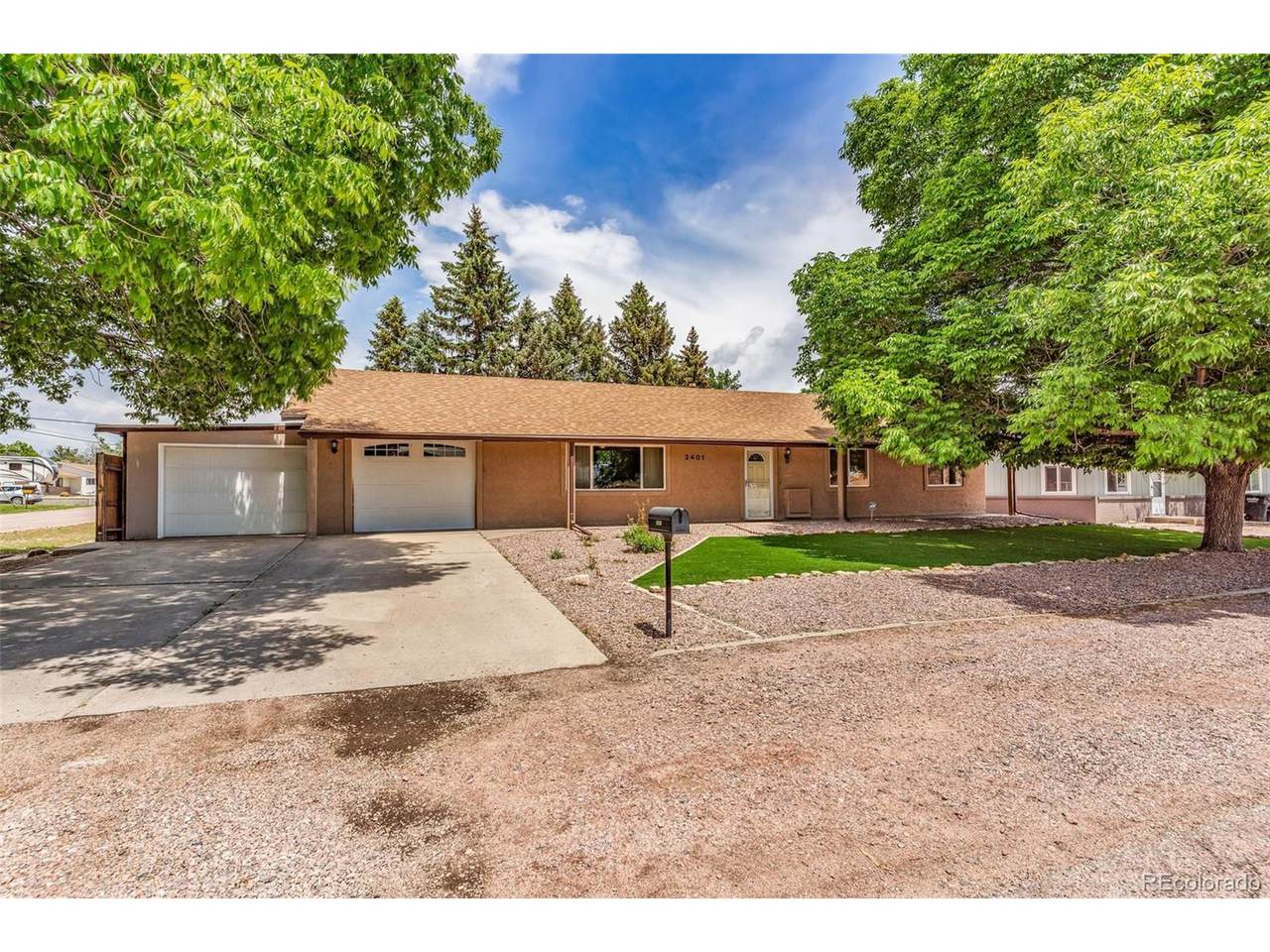 2401 Clayton Dr - Photo 1