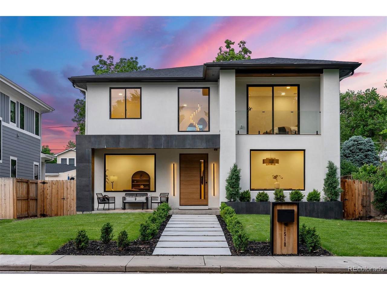 1518 Columbine St - Photo 1