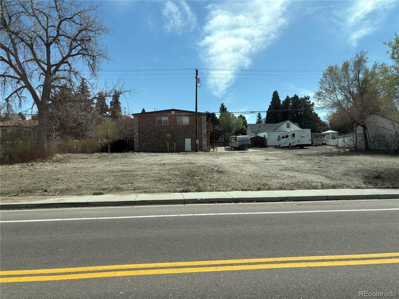 508 Front St - Photo 1