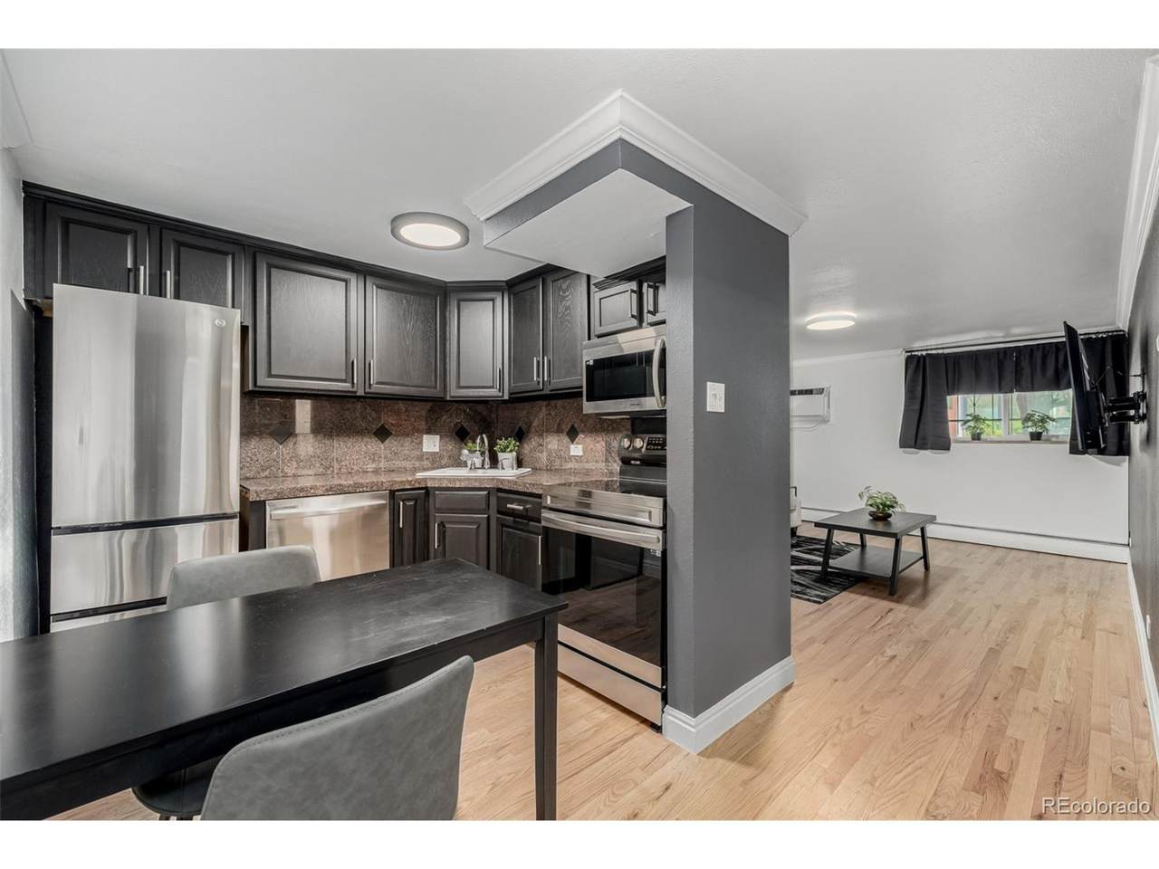 1390 Emerson St - Photo 1