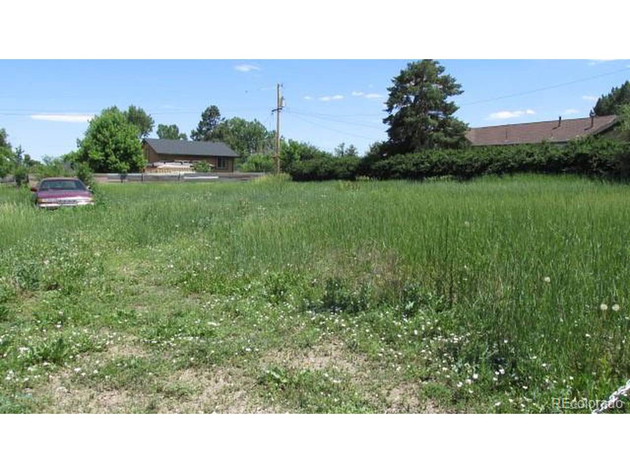 880 Vivian St - Photo 1