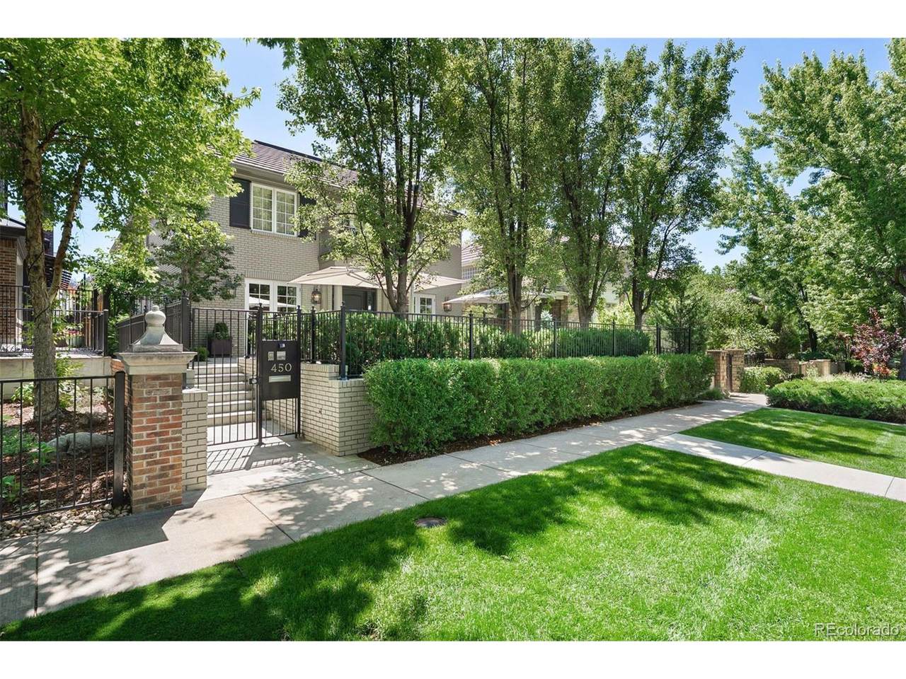 450 Steele St - Photo 1