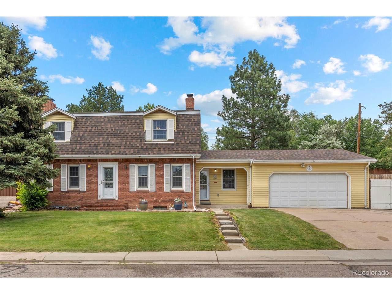 1487 Fair Ave - Photo 1