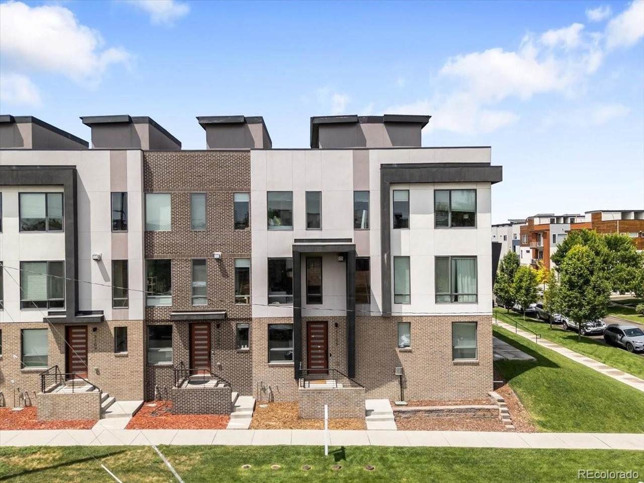 3103 18th Ave - Photo 1