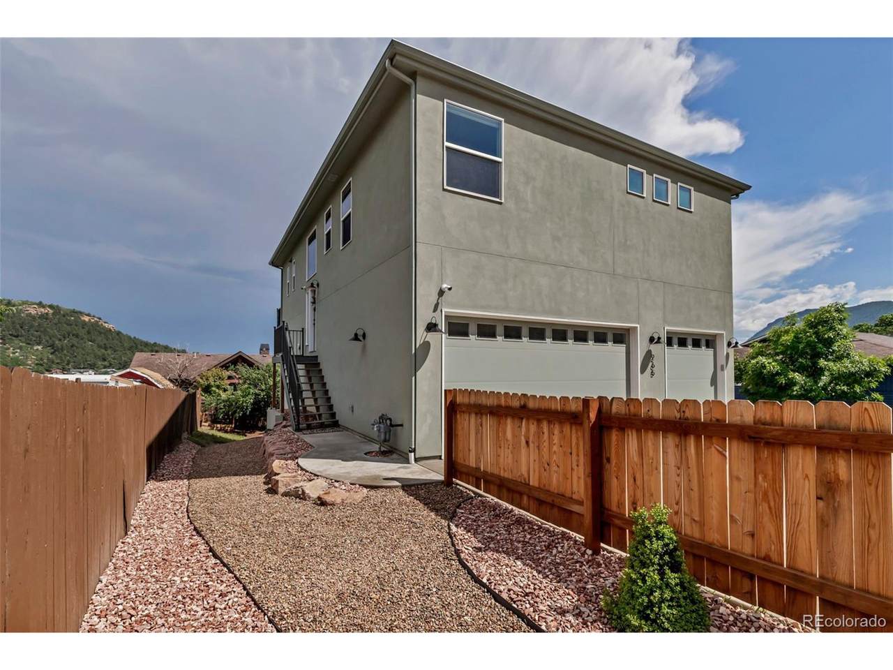 265 Upper Glenway - Photo 1