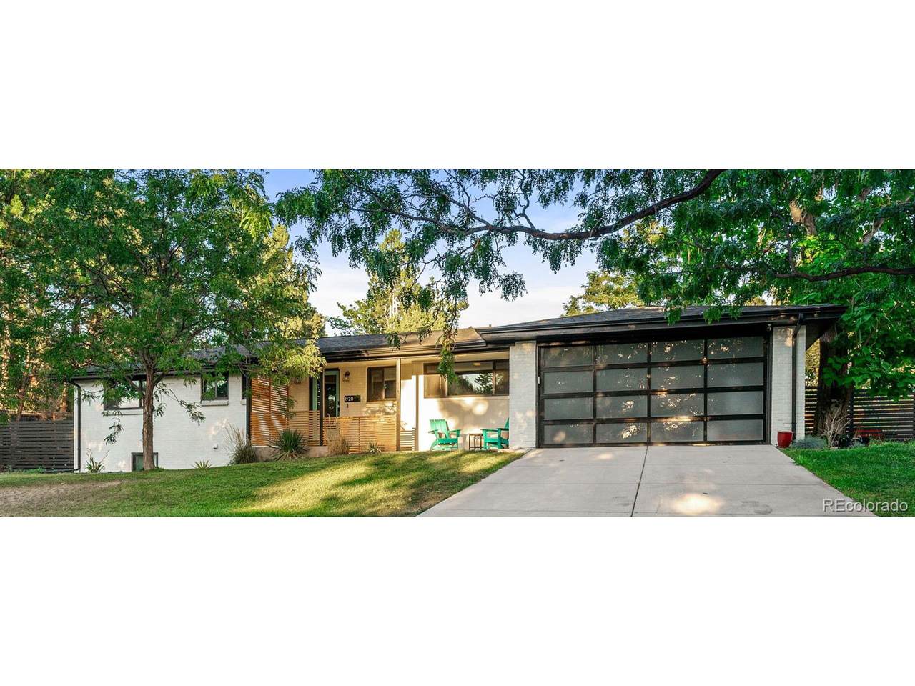 1920 Niagara St - Photo 1