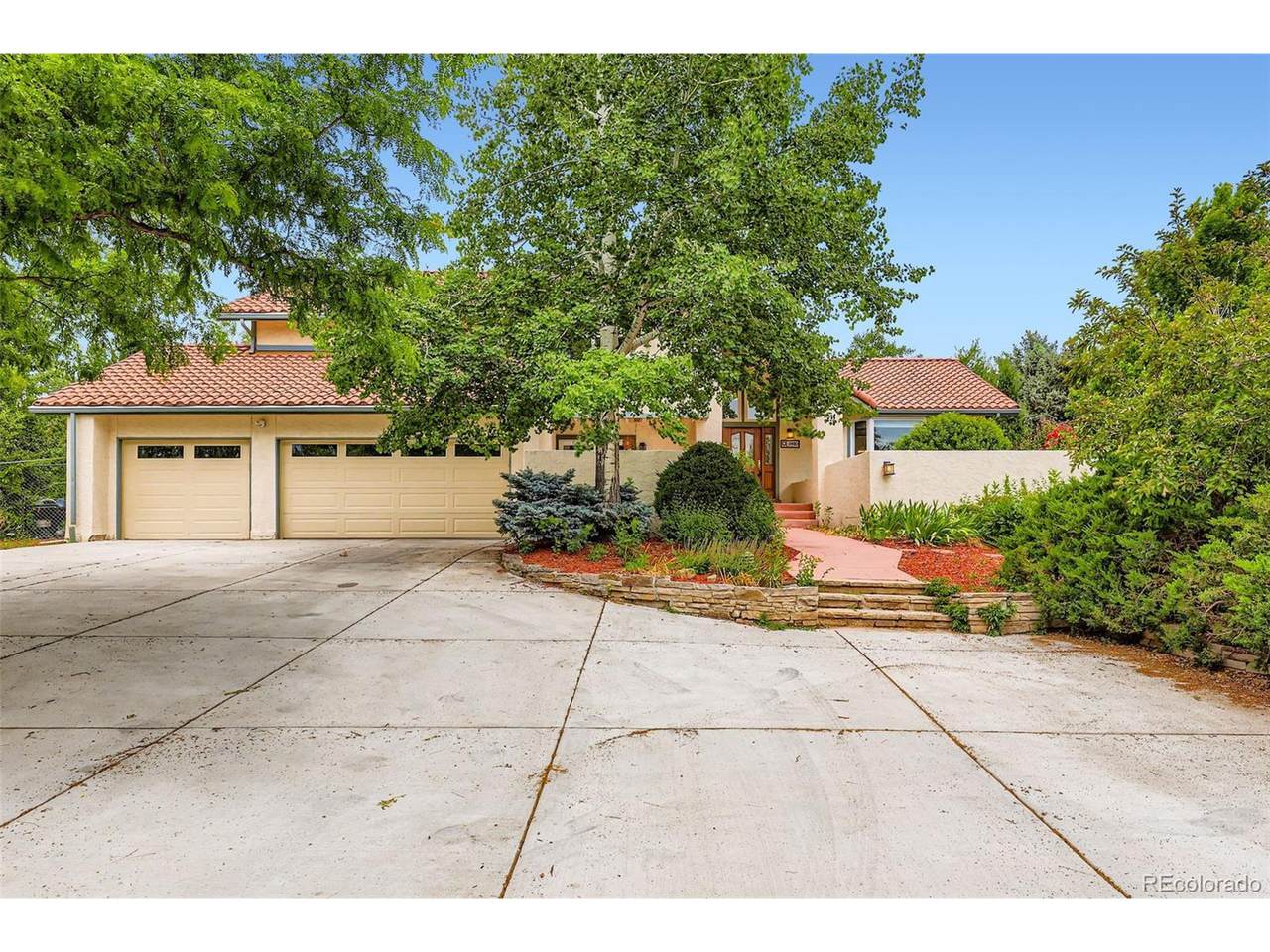 5480 Holly St - Photo 1