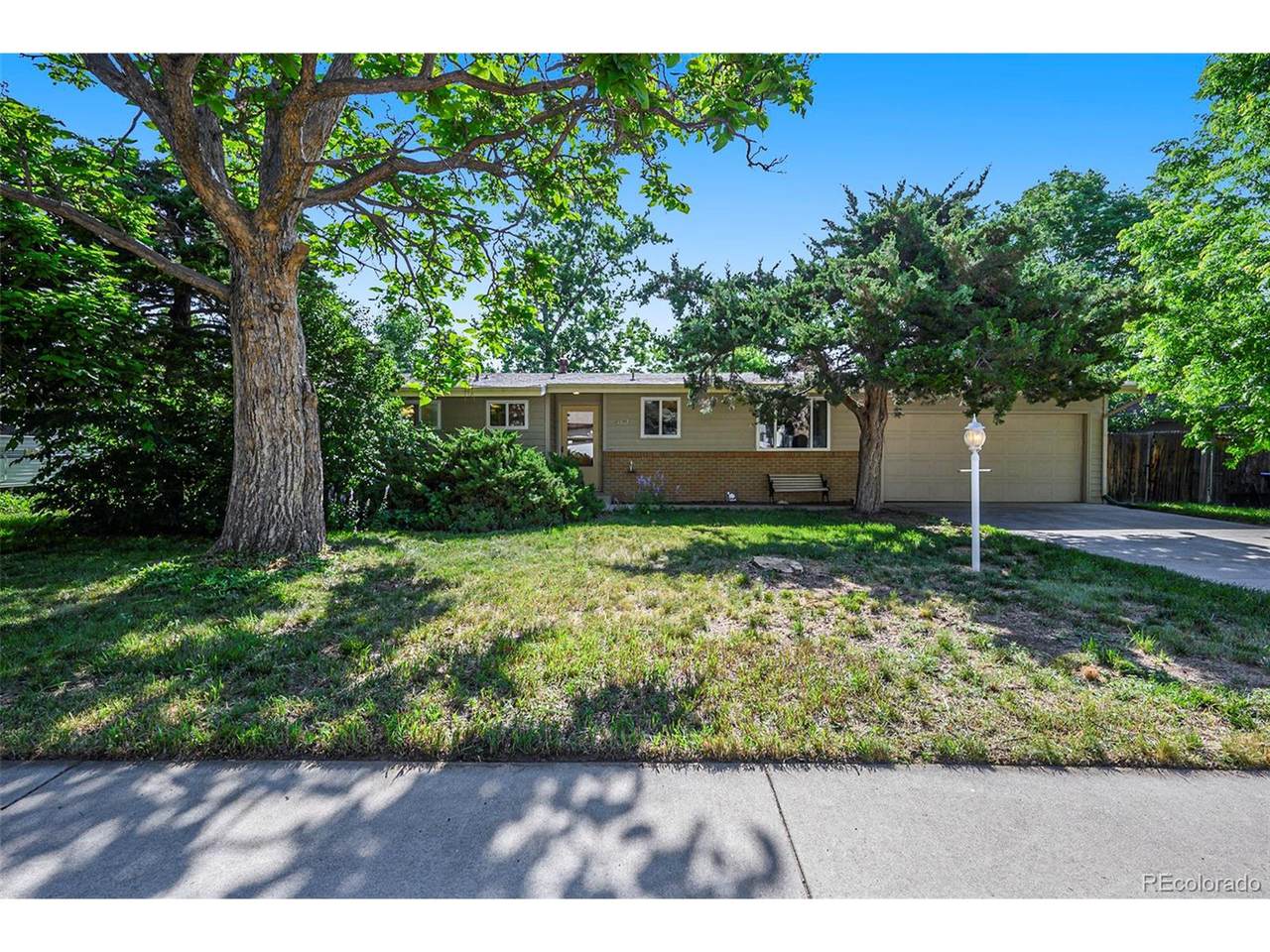 6780 Allison St - Photo 1