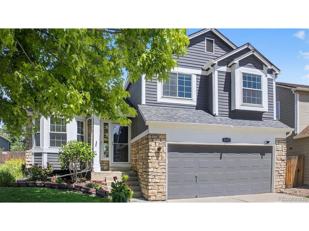 5323 Hamilton Ave - Photo 1