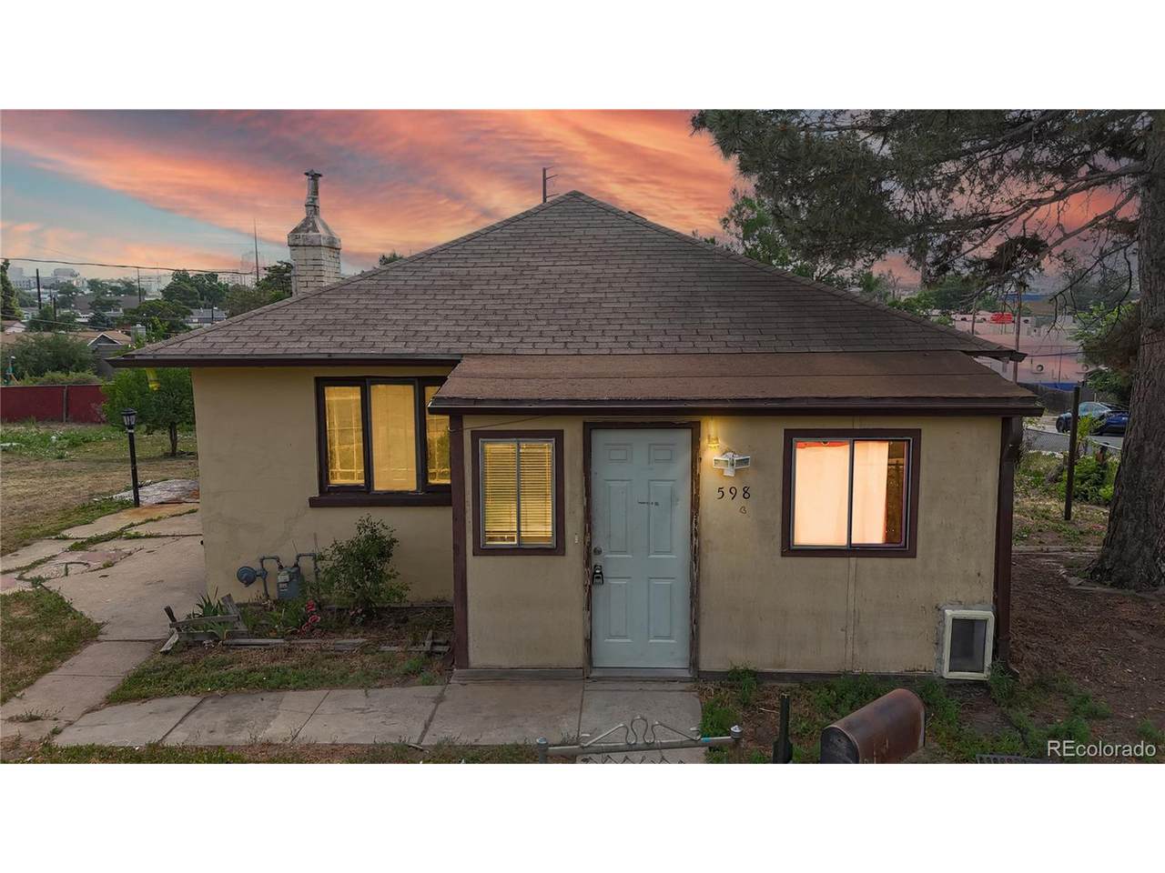 598 Navajo St - Photo 1