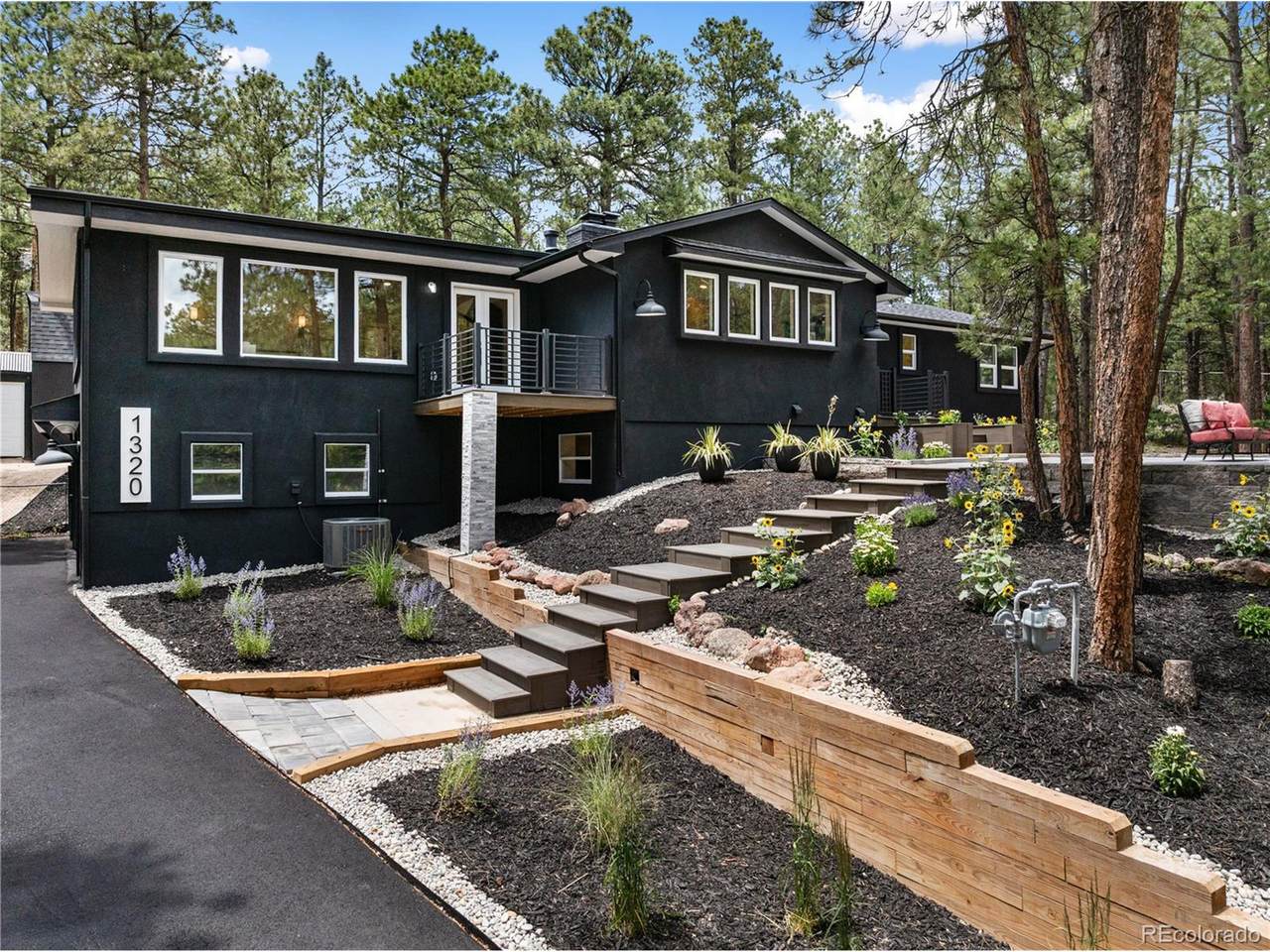 1320 Spring Valley Dr - Photo 1