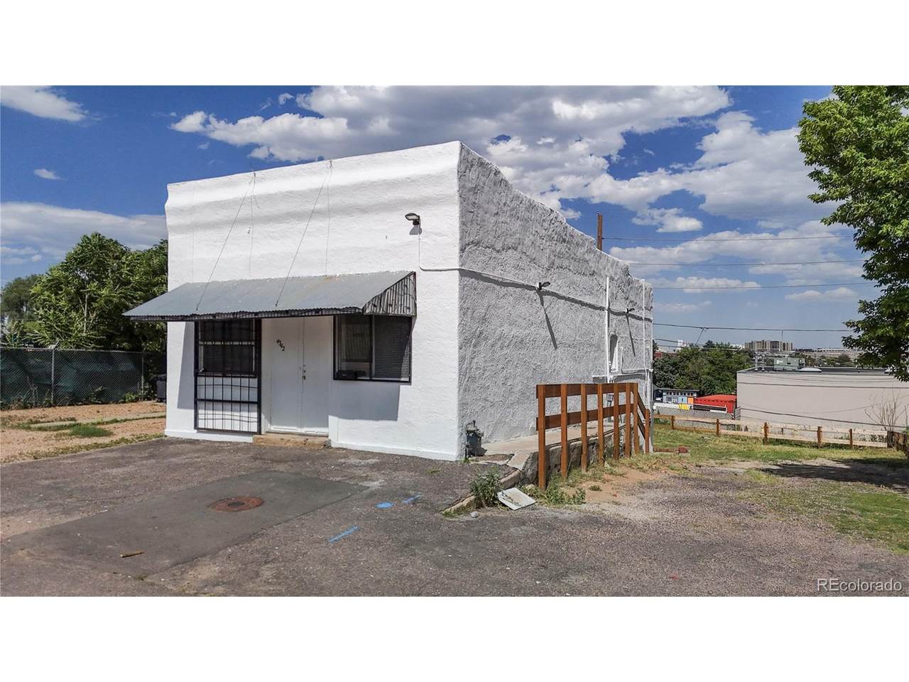 4300 Delaware St - Photo 1