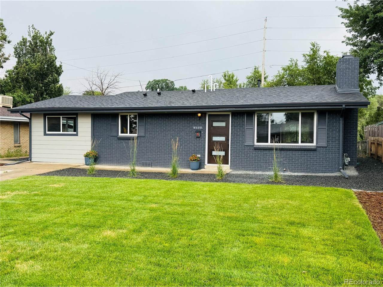 8530 46th Ave - Photo 1