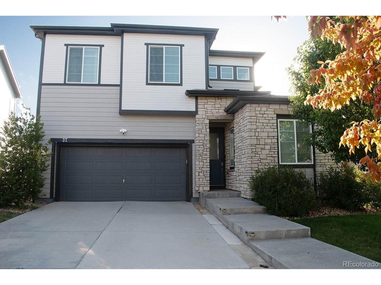 37 Starlight Cir - Photo 1
