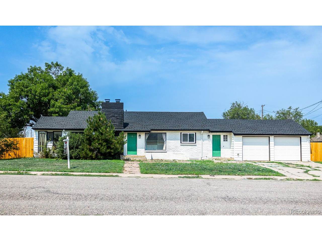 425 G Ave - Photo 1