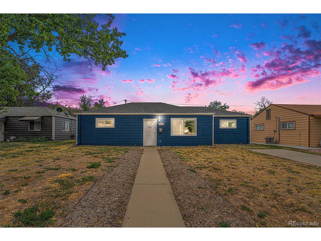 825 Zion St - Photo 1
