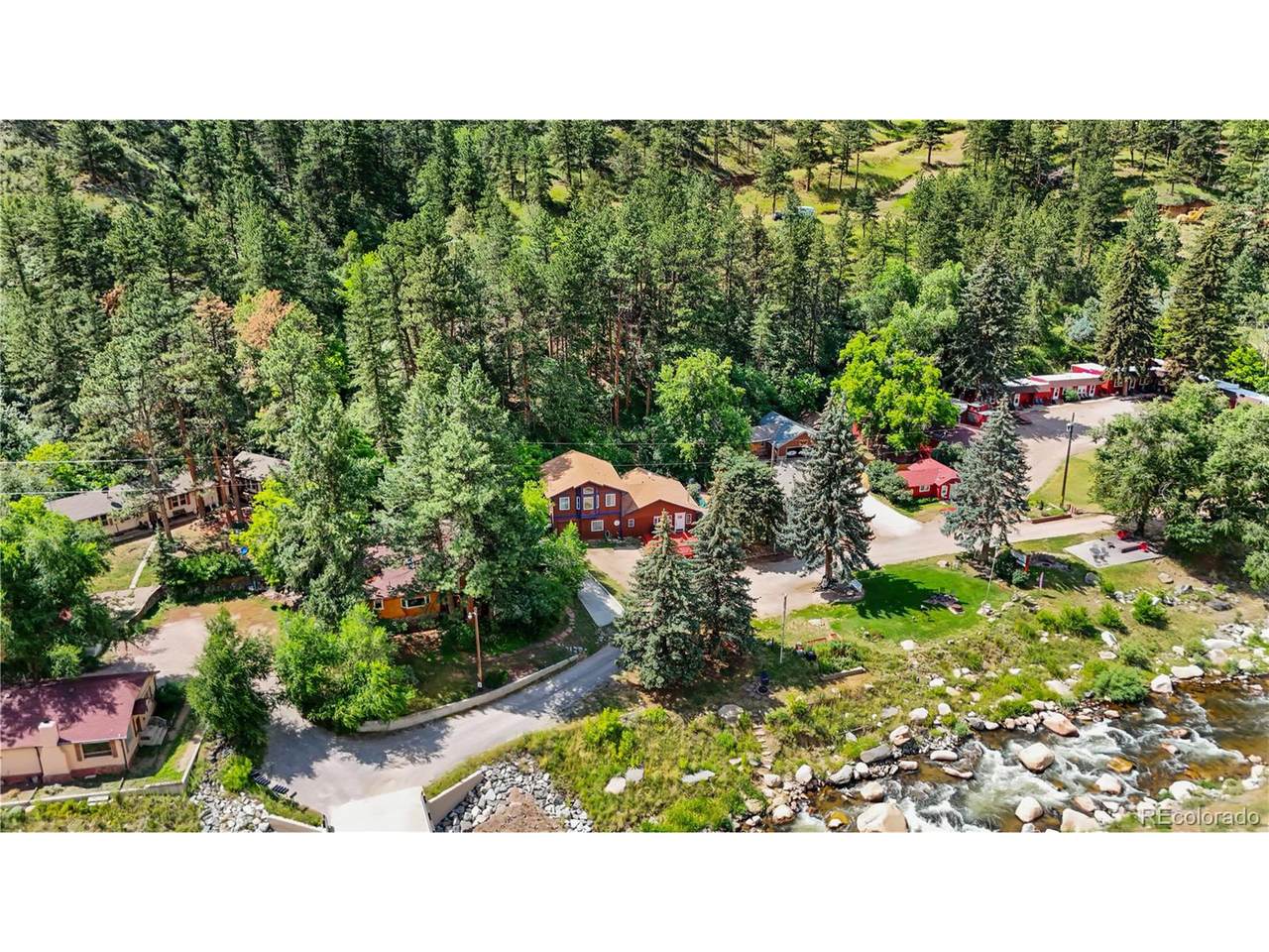 32 Idlewild Ln - Photo 1