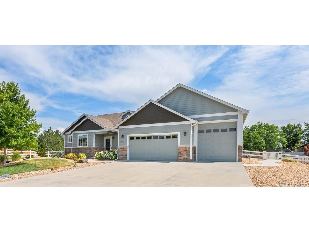 401 Cascade Ct - Photo 1