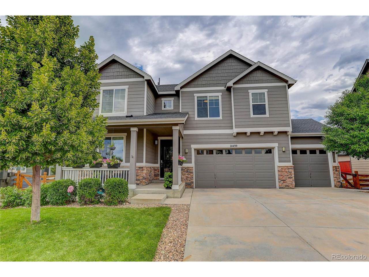 21439 Union Dr - Photo 1