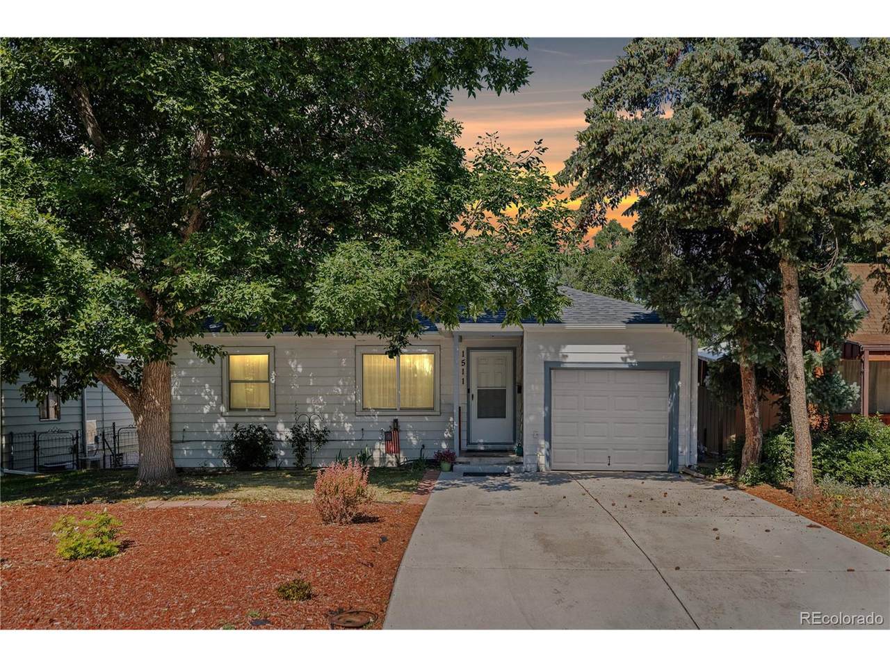 1511 Jackson St - Photo 1