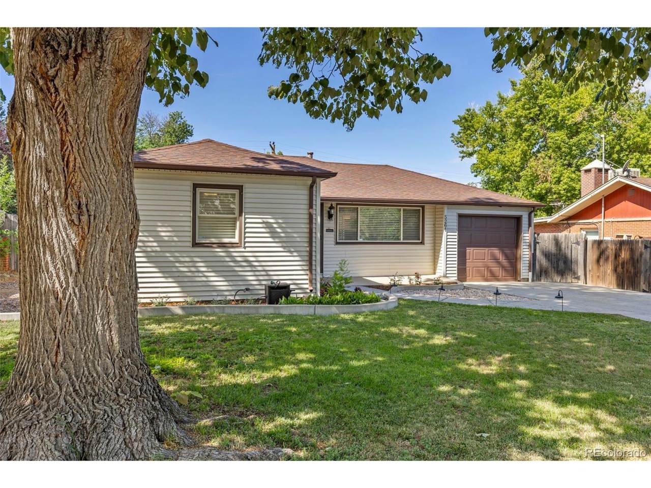 5261 Pennsylvania St - Photo 1