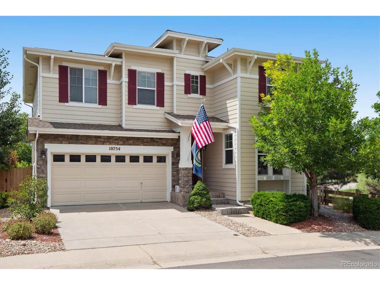 10754 Towerbridge Cir - Photo 1