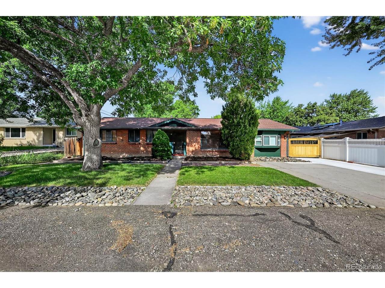 1275 Hoyt St - Photo 1