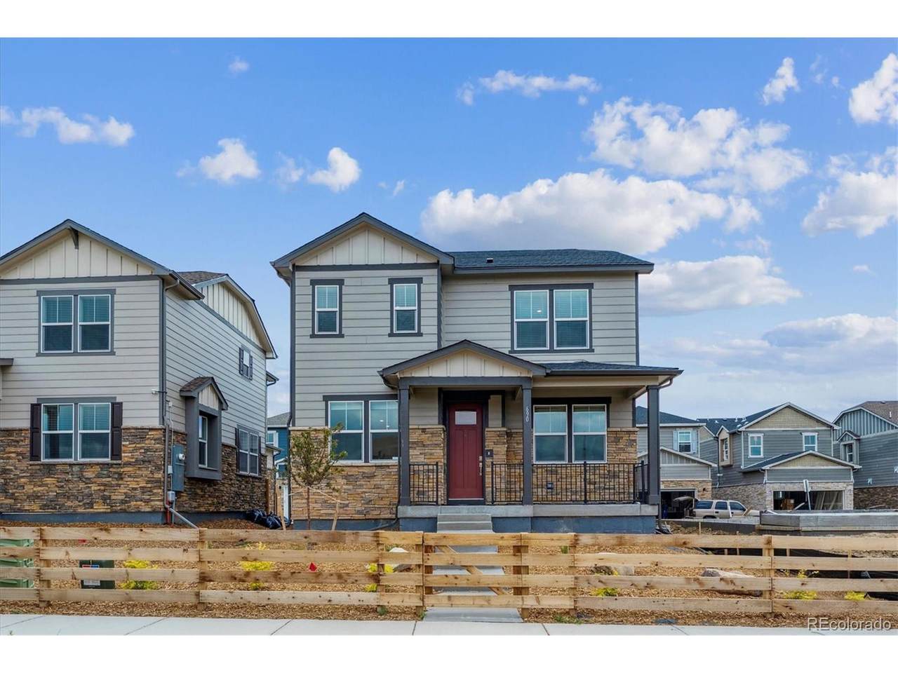 682 Shawnee St - Photo 1