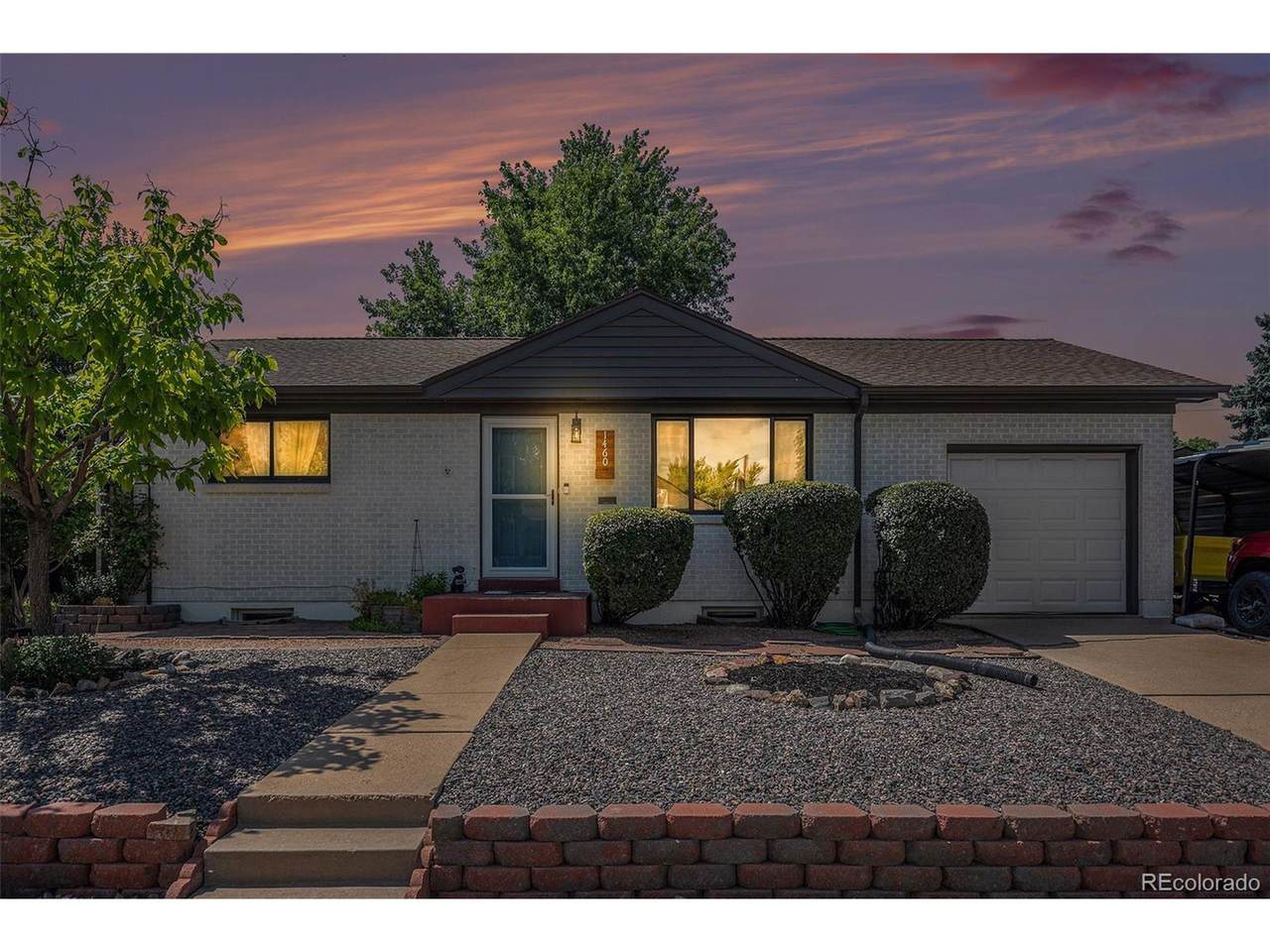 1460 Truda Dr - Photo 1