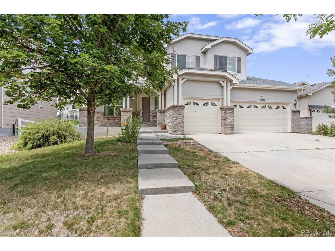 24406 Louisiana Cir - Photo 1