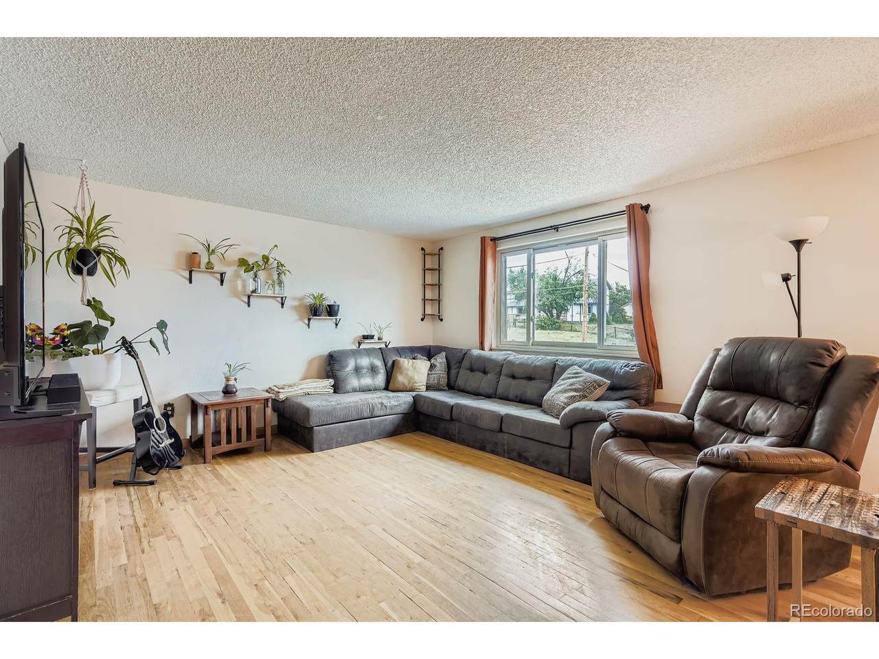 6277 Reed Ct - Photo 1