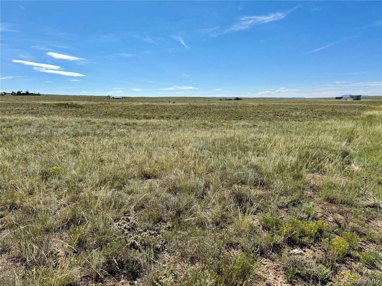 875 Beech Blvd - Photo 1